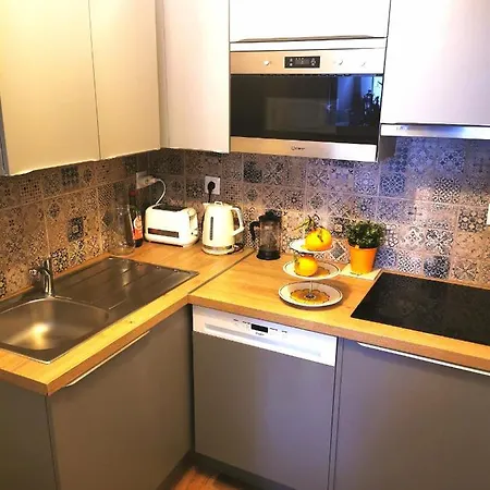 Charming Portuguese Style Apartment, For Rent 