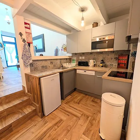 Charming Portuguese Style Apartment, For Rent 