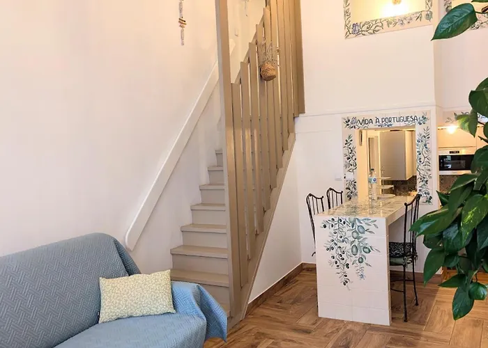 Appartement Charming Portuguese Style Apartment, For Rent 