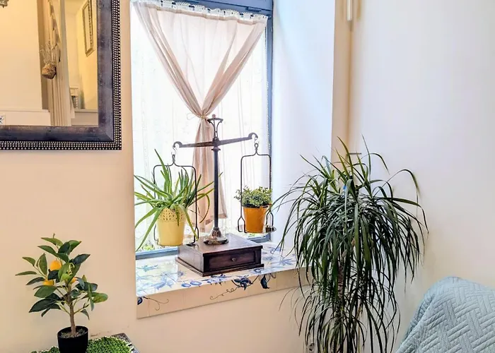 Appartement Charming Portuguese Style Apartment, For Rent 