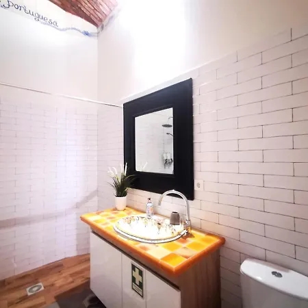 Lägenhet Charming Portuguese Style Apartment, For Rent 