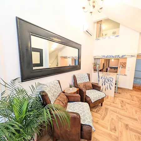 Lägenhet Charming Portuguese Style Apartment, For Rent 