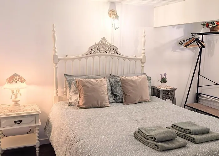 Apartamento Charming Portuguese Style Apartment, For Rent 